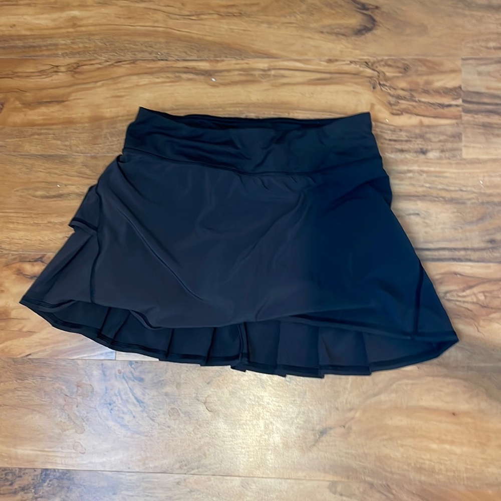 LULULEMON SKIRT
